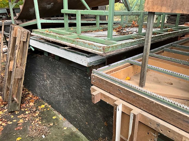 Diverse montagetafels - afbeelding 9 van  12