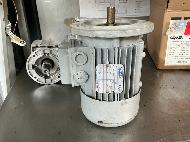 Diverse motoren (10x) - afbeelding 9 van  14