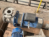 Diverse motoren en centrifugaalpomp (4x) - afbeelding 5 van  12
