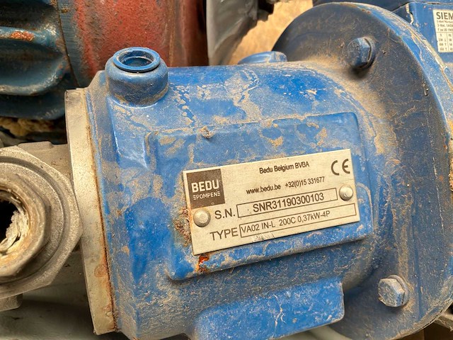Diverse motoren en centrifugaalpomp (4x) - afbeelding 11 van  12