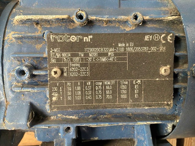 Diverse motoren en centrifugaalpomp (4x) - afbeelding 3 van  6