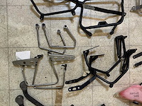 Diverse motorframes & montagebeugels (mix valbeugels, rekken & vorkdelen) (23x) - afbeelding 8 van  11