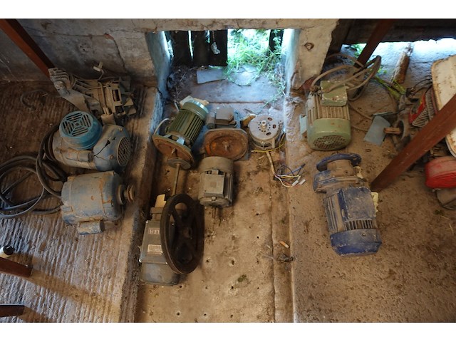 Diverse motors - afbeelding 2 van  7