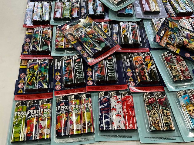 Diverse multi packs aanstekers - afbeelding 2 van  6