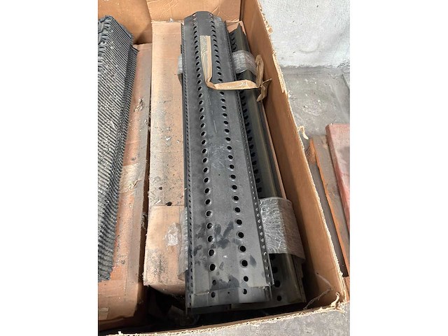 Diverse nok platen - afbeelding 3 van  3