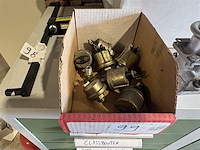 Diverse oliedruk-meters - afbeelding 1 van  2