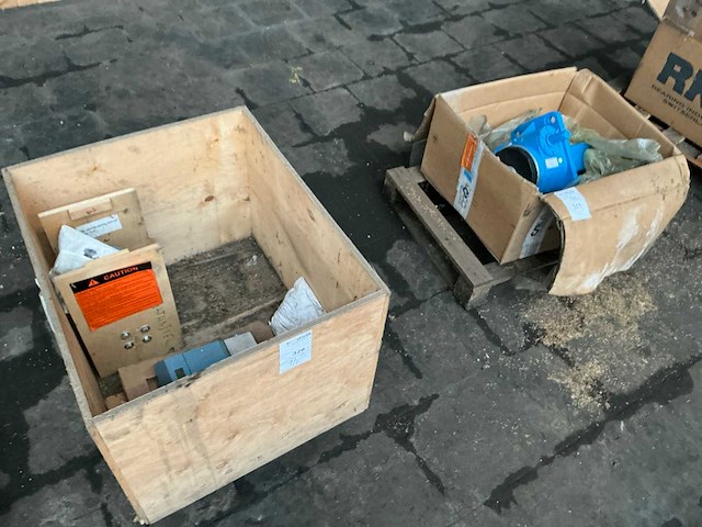 Diverse onderdelen (3x) - afbeelding 1 van  6