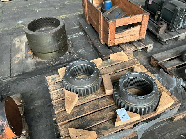 Diverse onderdelen (4x) - afbeelding 1 van  3