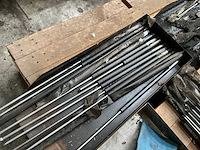 Diverse onderdelen en gereedschappen - afbeelding 3 van  5