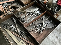 Diverse onderdelen en gereedschappen - afbeelding 4 van  5