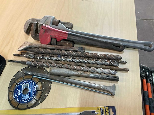Diverse onderdelen, gereedschappen en accessoires - afbeelding 9 van  18