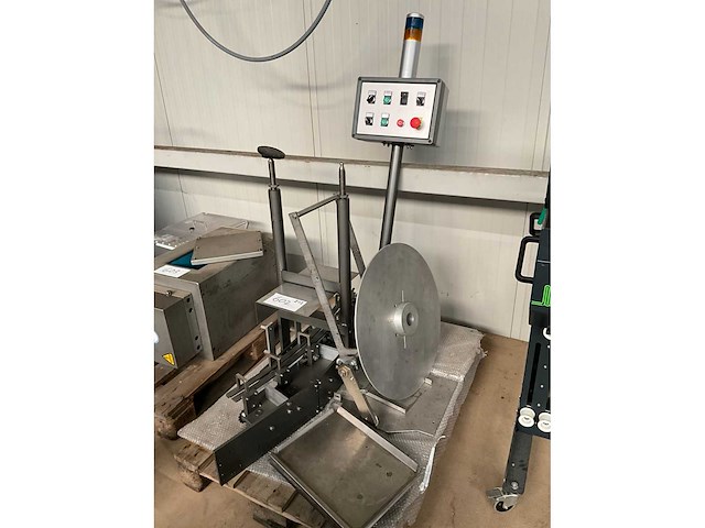 Diverse onderdelen, gereedschappen en accessoires - afbeelding 4 van  11