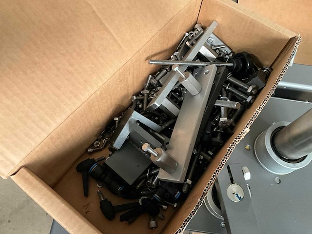 Diverse onderdelen, gereedschappen en accessoires - afbeelding 10 van  11