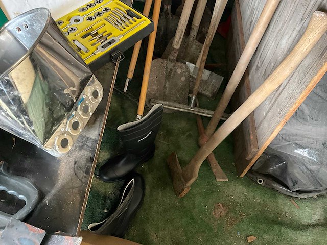 Diverse onderdelen, gereedschappen en accessoires - afbeelding 4 van  31