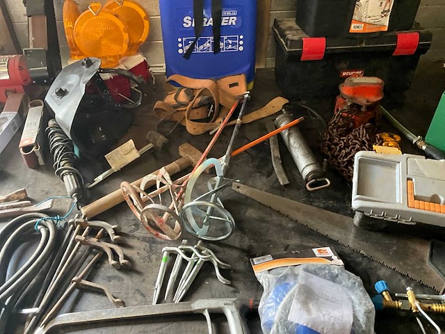 Diverse onderdelen, gereedschappen en accessoires - afbeelding 12 van  31