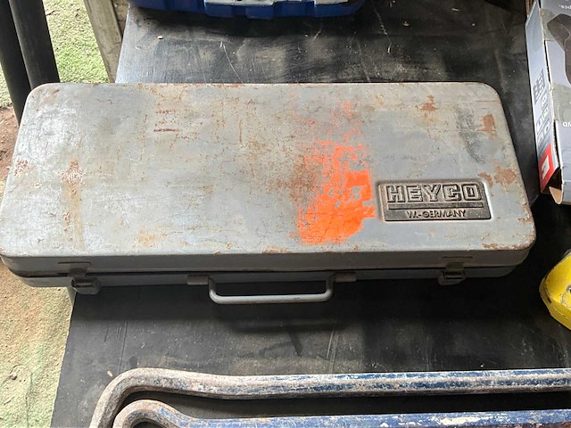 Diverse onderdelen, gereedschappen en accessoires - afbeelding 15 van  31