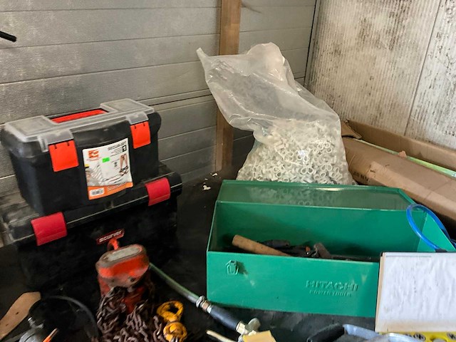 Diverse onderdelen, gereedschappen en accessoires - afbeelding 29 van  31