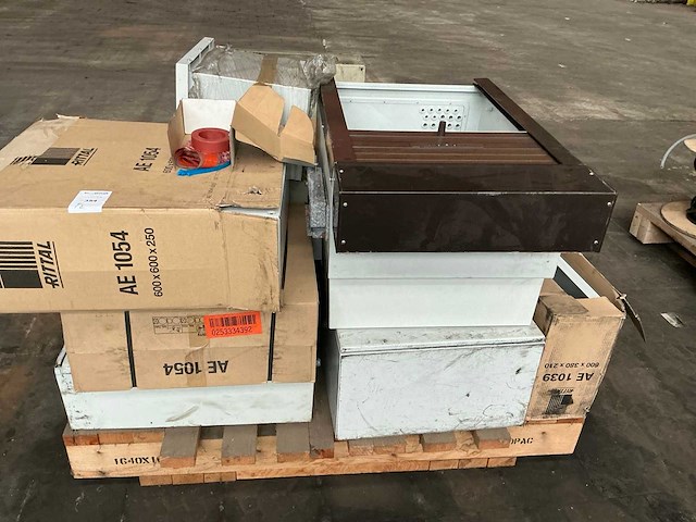 Diverse onderdelen, gereedschappen en accessoires - afbeelding 2 van  6