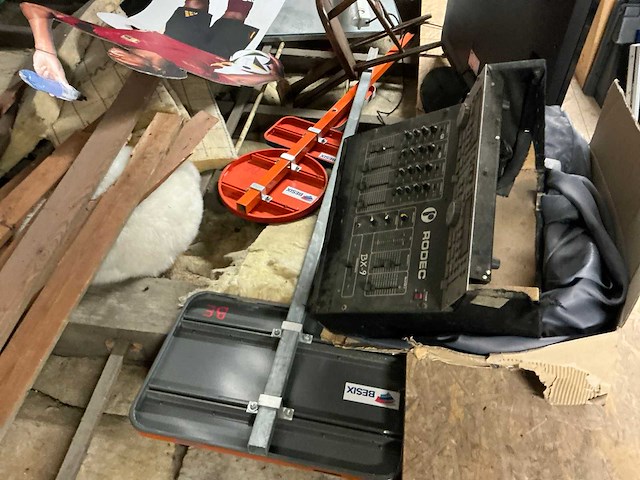 Diverse onderdelen, gereedschappen en accessoires - afbeelding 9 van  21