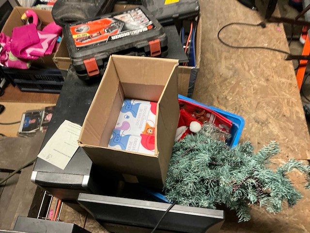 Diverse onderdelen, gereedschappen en accessoires - afbeelding 17 van  21