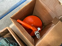 Diverse onderdelen, gereedschappen en accessoires - afbeelding 11 van  13
