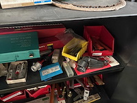 Diverse onderdelen, gereedschappen en accessoires - afbeelding 3 van  19