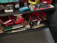 Diverse onderdelen, gereedschappen en accessoires - afbeelding 4 van  19