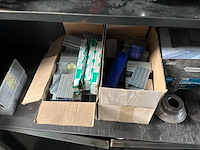 Diverse onderdelen, gereedschappen en accessoires - afbeelding 13 van  19