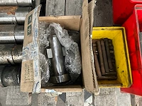 Diverse onderdelen, gereedschappen en accessoires - afbeelding 8 van  11
