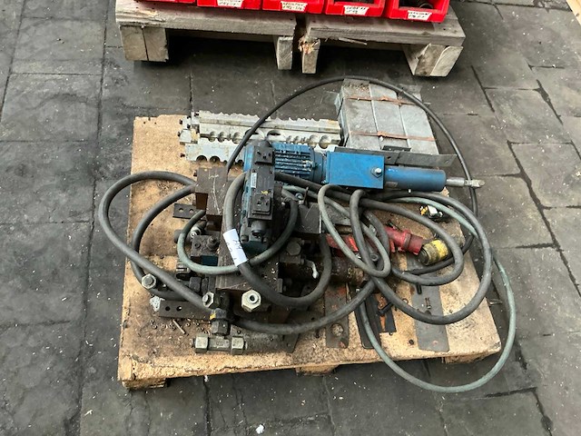 Diverse onderdelen - afbeelding 2 van  9