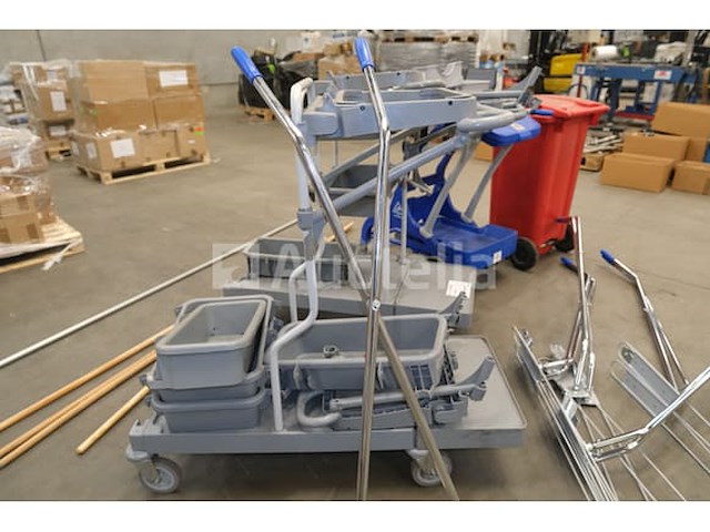 Diverse onderhoudsapparatuur - afbeelding 8 van  8