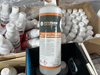 Diverse ontsmettingsproducten (14x12l) + handvrije pompjes (+/-25st)… - afbeelding 2 van  16