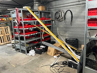 Diverse opbergrekken met inhoud (4x) - afbeelding 1 van  26