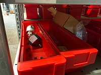 Diverse opbergrekken met inhoud (4x) - afbeelding 25 van  26