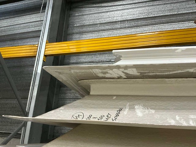 Diverse opzetstukken, kaders en koepelverhogingen (18x) - afbeelding 6 van  9