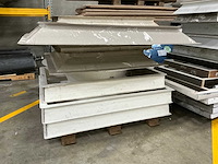 Diverse opzetstukken, kaders en koepelverhogingen (22x) - afbeelding 1 van  10