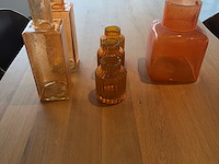 Diverse oranje vazen - afbeelding 2 van  5