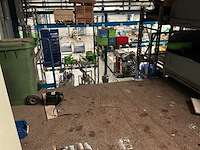 Diverse oude machineonderdelen - afbeelding 2 van  5