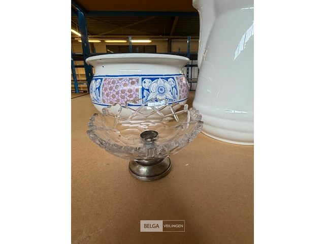 Diverse oude sierstukken - afbeelding 5 van  5