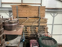 Diverse pallets - afbeelding 1 van  2