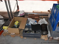Diverse partij aannemersmaterialen wo. ophangbeugels - afbeelding 4 van  7