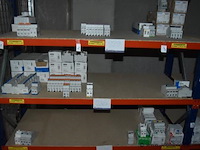 Diverse partij automaten, chint, v-tec, hager, wo. nxb-63, nlb8-c632-6-tc, mcn116, werking niet gekend - afbeelding 1 van  3