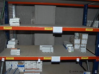 Diverse partij automaten en aardlekschakelaars, hager, wo. mwn240a, werking niet gekend - afbeelding 1 van  4