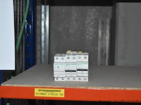 Diverse partij automaten en differentieelschakelaars, schneider electric, eaton, abb, wo. 2-polig, 40a, 30ma, werking niet gekend - afbeelding 4 van  4