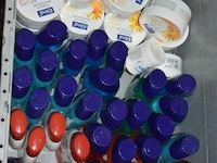 Diverse partij douchegel en huidcrème - afbeelding 1 van  3