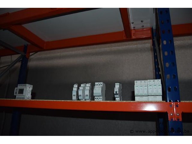 Diverse partij elektrische installatiematerialen en componenten - afbeelding 3 van  4