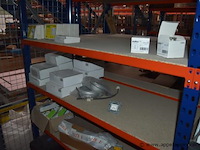 Diverse partij elektrische installatiematerialen en netwerkapparatuur, diverse merken, wo. niko, tp-link en schneider electric, werking niet gekend - afbeelding 4 van  4