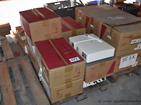 Diverse partij omvormers, solaredge, wo. home hub inverter en se5k, werking niet gekend - afbeelding 1 van  3