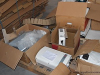 Diverse partij omvormers, wo. solaredge, solax power, huawei, million solar, wo. se2000/3000, x3-micro-5000, gw5000-es-20, fc0500m v2, werking niet gekend - afbeelding 3 van  5