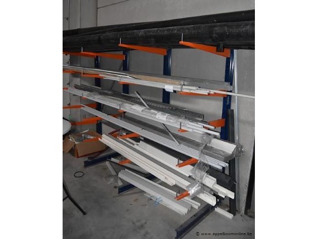 Diverse partij profielen en buizen - afbeelding 1 van  1